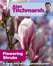 Cover von Alan Titchmarsh How to Garden: Flowering Shrubs