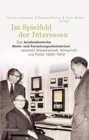 Cover von Im Spielfeld der Interessen