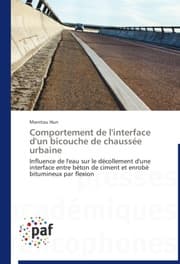 Cover von Comportement de l'interface d'un bicouche de chaussée urbaine