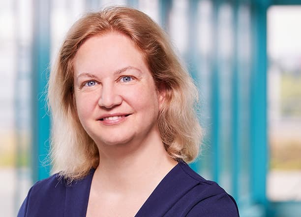 Portrait Yvonne Wolf Umbreit Vertrieb Schulbuch